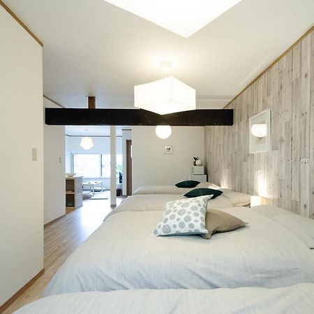 箱館宿 観月-Mizuki-伝統的建築物の宿-最大8名宿泊可能 Хакодате Экстерьер фото